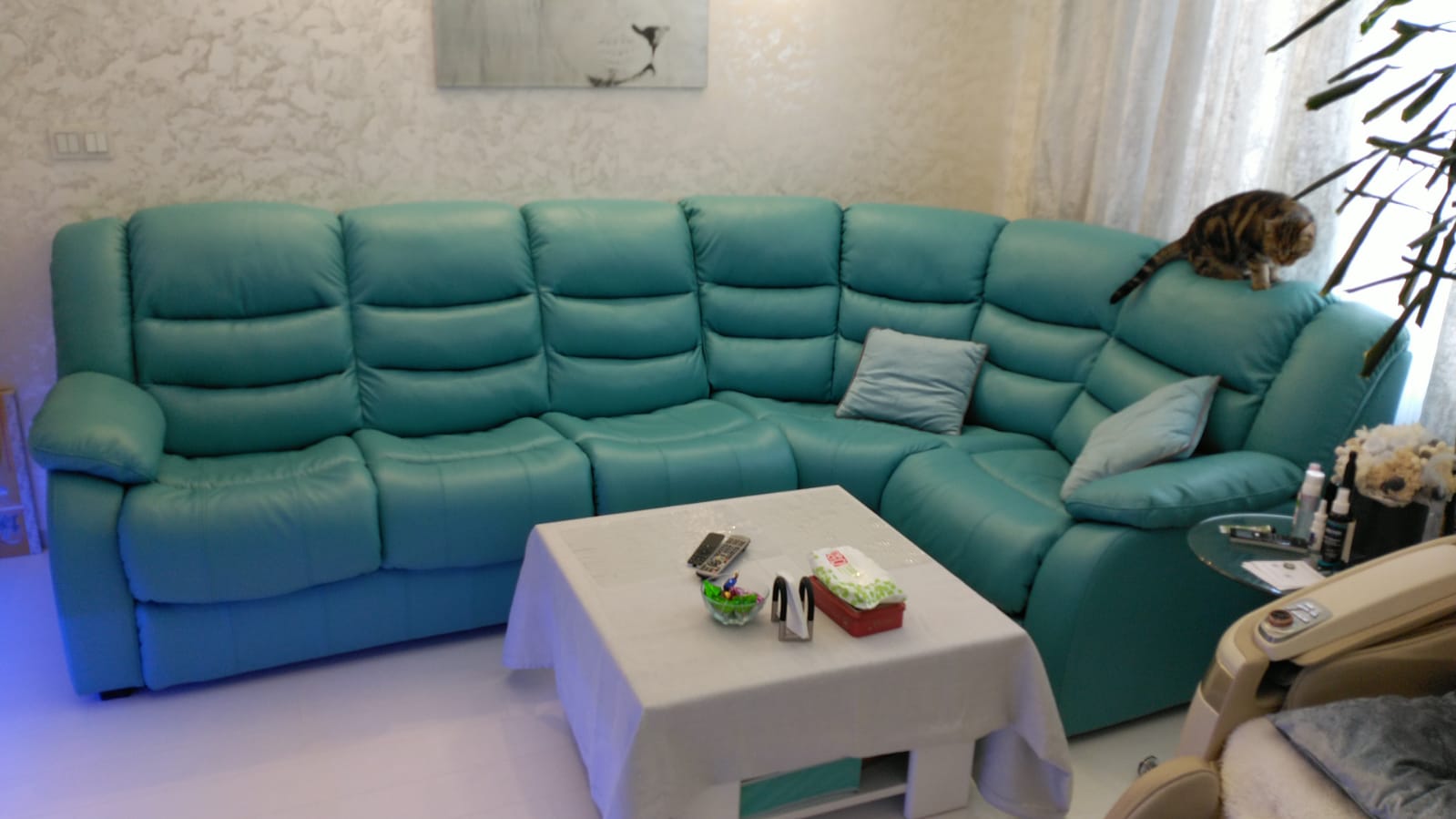 Перетяжка дивана на дому. Городовиковск